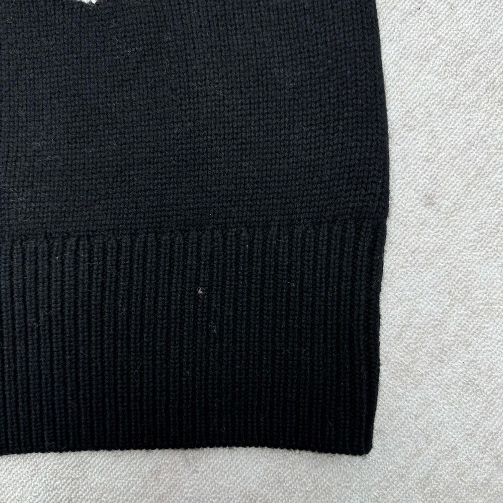 Burberry Black Knit with White Graphic - Picture 6 of 9
